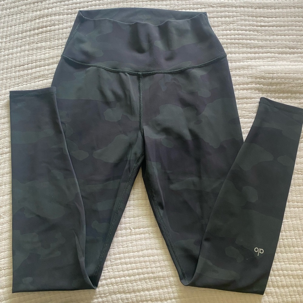Alo camo vapor legging
